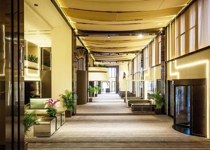 Regency Art Hotel 5*