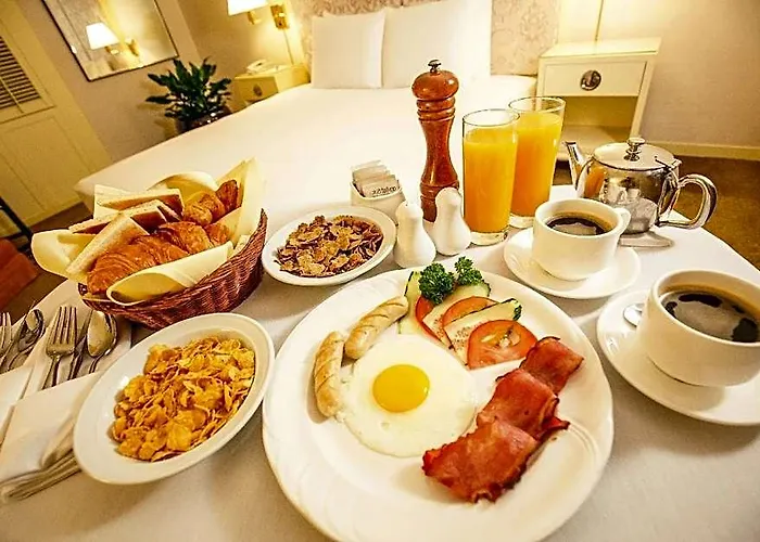 Regency Art Hotel 5*