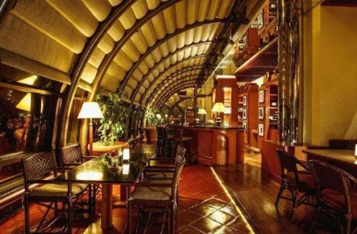 Hotel Regency Art
