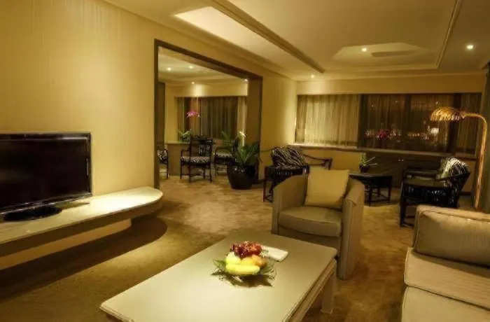 Hotel Regency Art