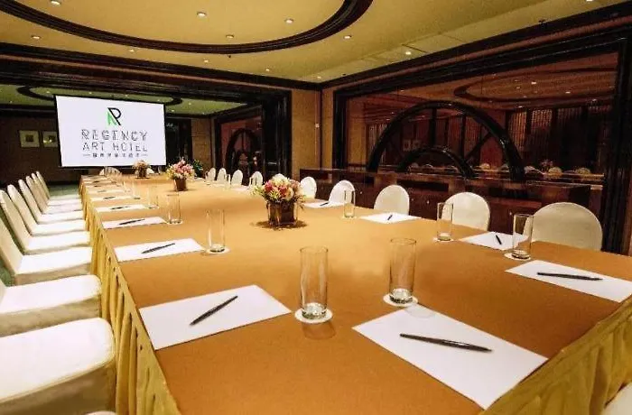 Hotel Regency Art